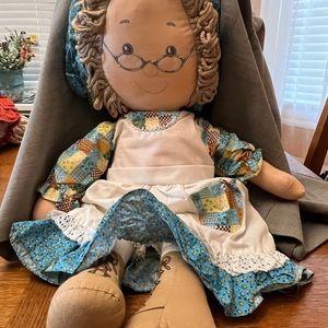 Holly Hobbie’s Grandma, GRANDMA HOBBIE Xtra large Doll from Knickerbocker